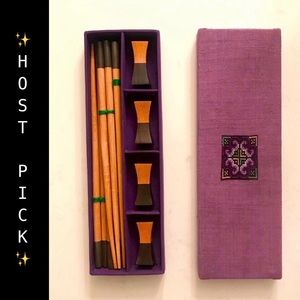 ✨HP✨ Sushi Set 4 x Chopsticks & wood Rest Stand